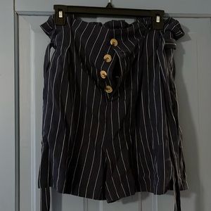 Dress shorts striped